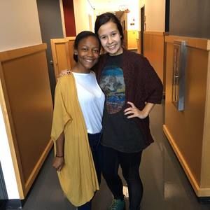 Meet your Posher, Akiya